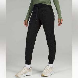 Lululemon dance studio joggers size 10
